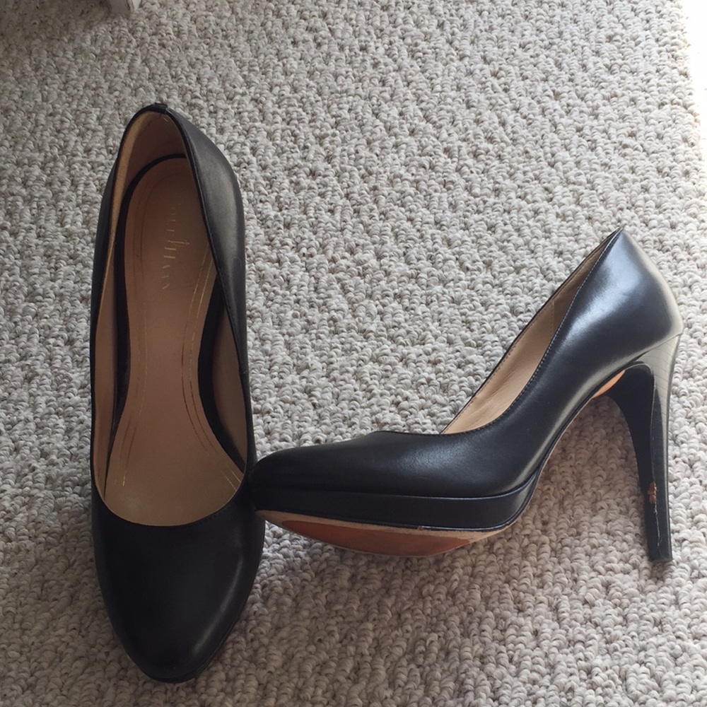 Cole Haan Black pump
